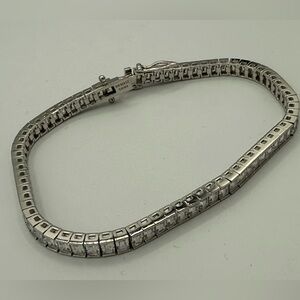 C572 925 Silver Square CZ Bracelet 8”